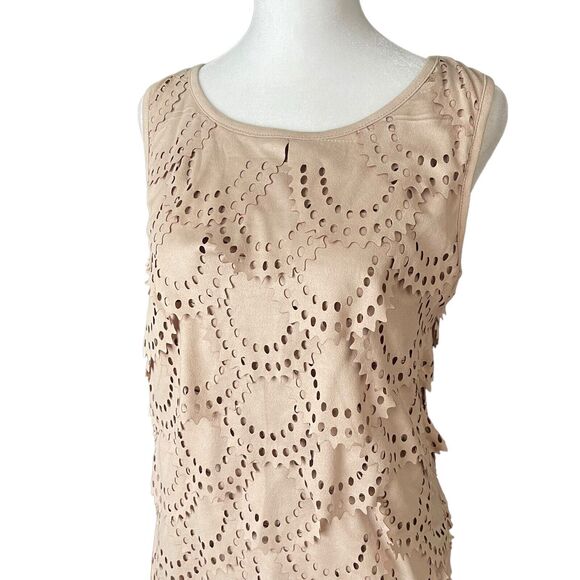 TATA Jolie Medium Shift Dress Beige Sleeveless Tiered Cutout Eyelet - Picture 6 of 9